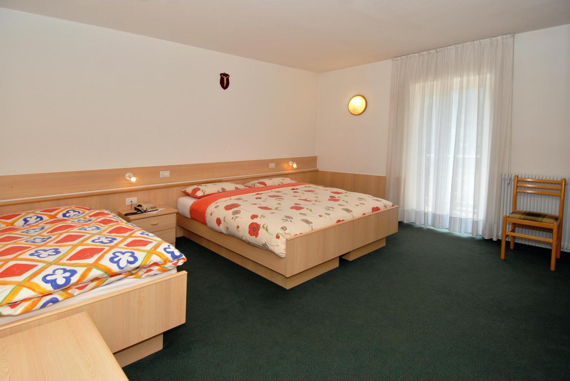 Hotel Zanon Ziano di Fiemme Esterno foto